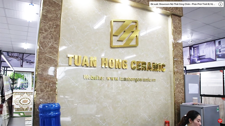 Showroom tuấn hồng là một trong những đại lý uy tín hàng đầu của Thiết Bị Phòng Tắm DK, thiet bi ve sinh tuấn hồng luôn luôn mang đến sự hài lòng về các trang thiet bi phong tam - thiết bị vệ sinh dk trên khắp cả nước. Bên cạnh đó là hàng loạt các trang thiết bị phòng tắm cao cấp và thiết bị vệ sinh cao cấp khác.
